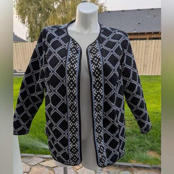 Catherines Black and White Patterned Cardigan - Picture 1 of 4